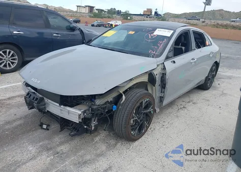 2025 Kia K5 Gt-Line из США, поврежденный, VIN KNAG64J76S5283507